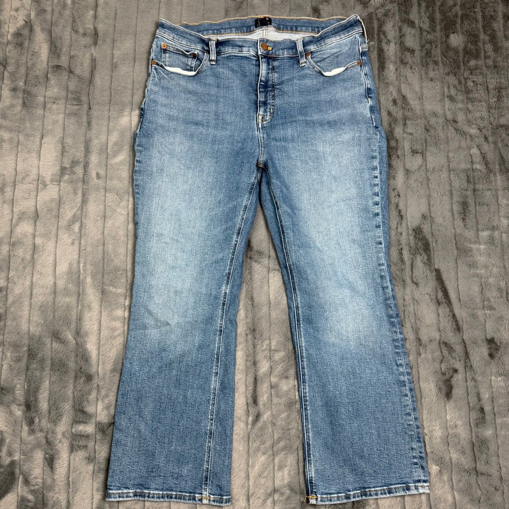 J.Crew Mid-Rise Flare Crop Jeans Womens 32 Medium Wash Blue Denim Stretch